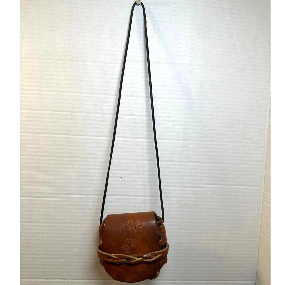vintage 1970s hand-tooled 4” leather boho crossbody purse w/braided strap